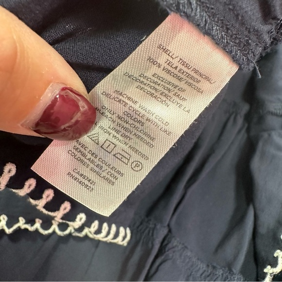 loft navy white 3/4 sleeve blouse key hole neck contrast stitching sz medium - Picture 7 of 8